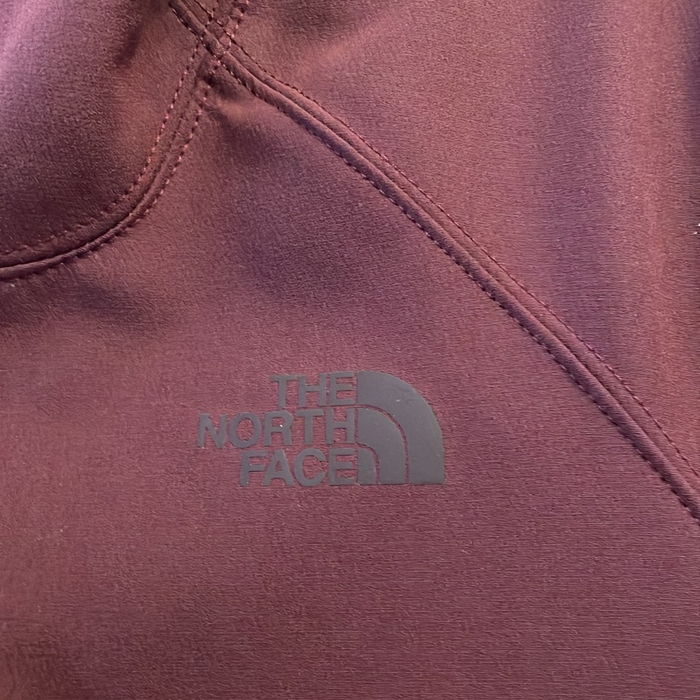 The North Face Women's Burgundy Jacket - Picture 3 of 6